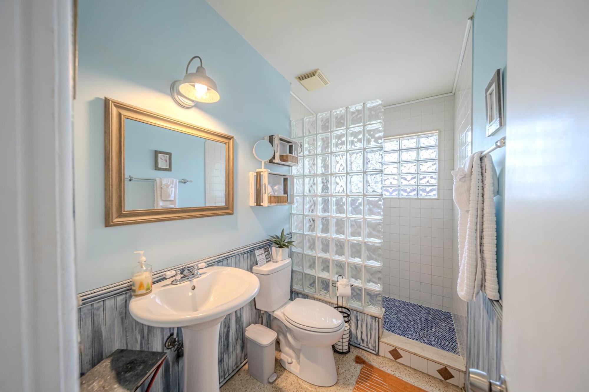 Fantastic Island House 1 Mile To The Beach With Heated Pool Sarasota Exteriör bild